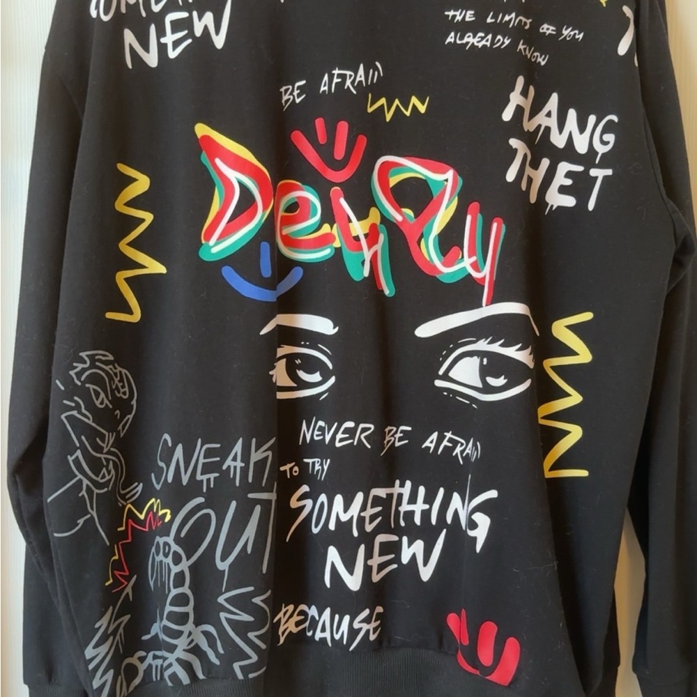 Black Graphic Streetwear Crewneck